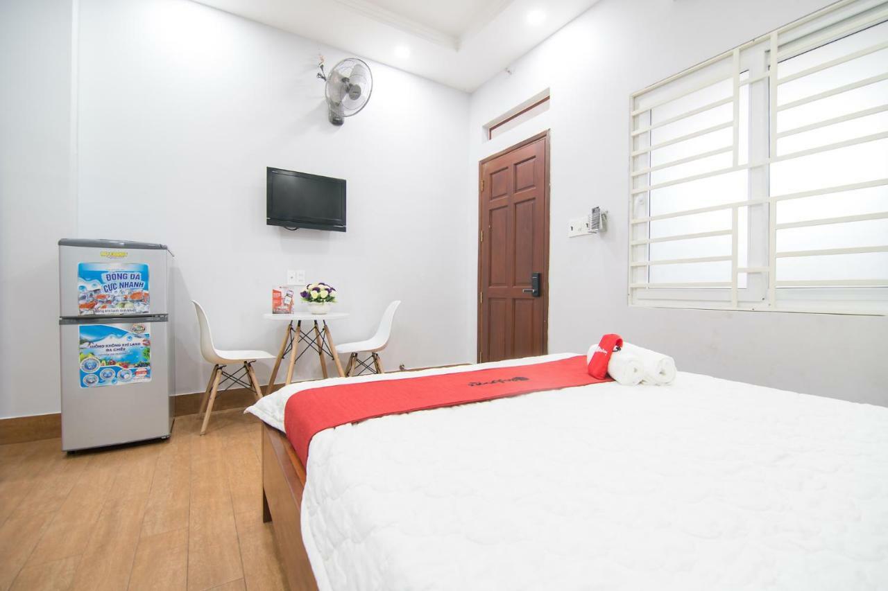 Reddoorz Plus @ Huynh Tan Phat Cidade de Ho Chi Minh Exterior foto
